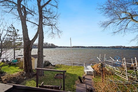 Tiny photo for 9260 E 430 S, Wolcottville, IN 46795 (MLS # 202608867)
