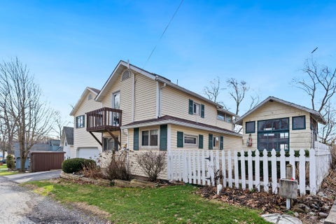 Tiny photo for 9260 E 430 S, Wolcottville, IN 46795 (MLS # 202608867)