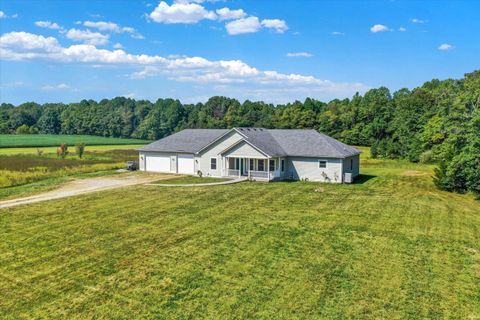 Photo of 8302 W Lewisville Road, Paragon, IN 46166 (MLS # 202540959)