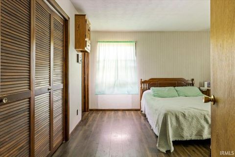 Tiny photo for 8613 N Buck Creek Pike, Mooreland, IN 47360 (MLS # 202618517)