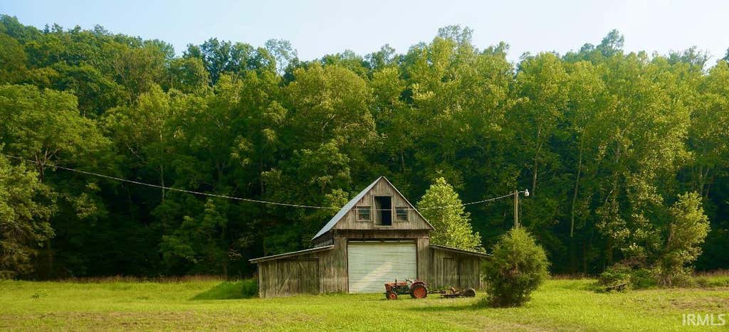 Photo of 4881 Crooked Creek Road, Nashville, IN 47488 (MLS # 202634538)