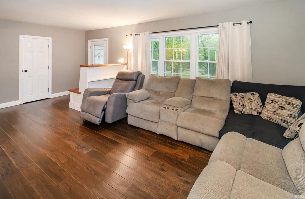 Photo of 11144 Highway 57, Evansville, IN 47725 (MLS # 202642703)