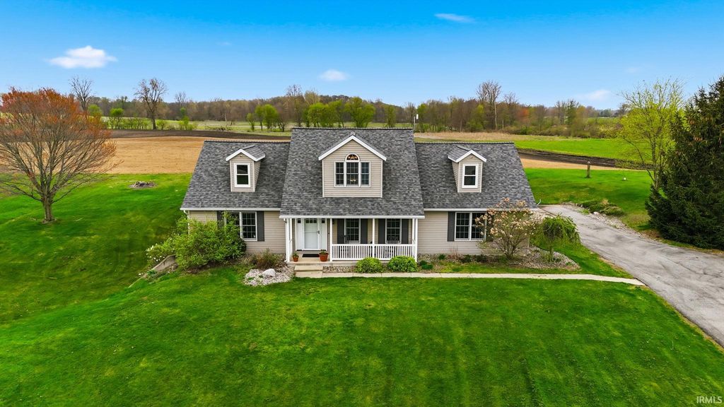 Photo of 4232 E 175, Albion, IN 46701 (MLS # 202615897)
