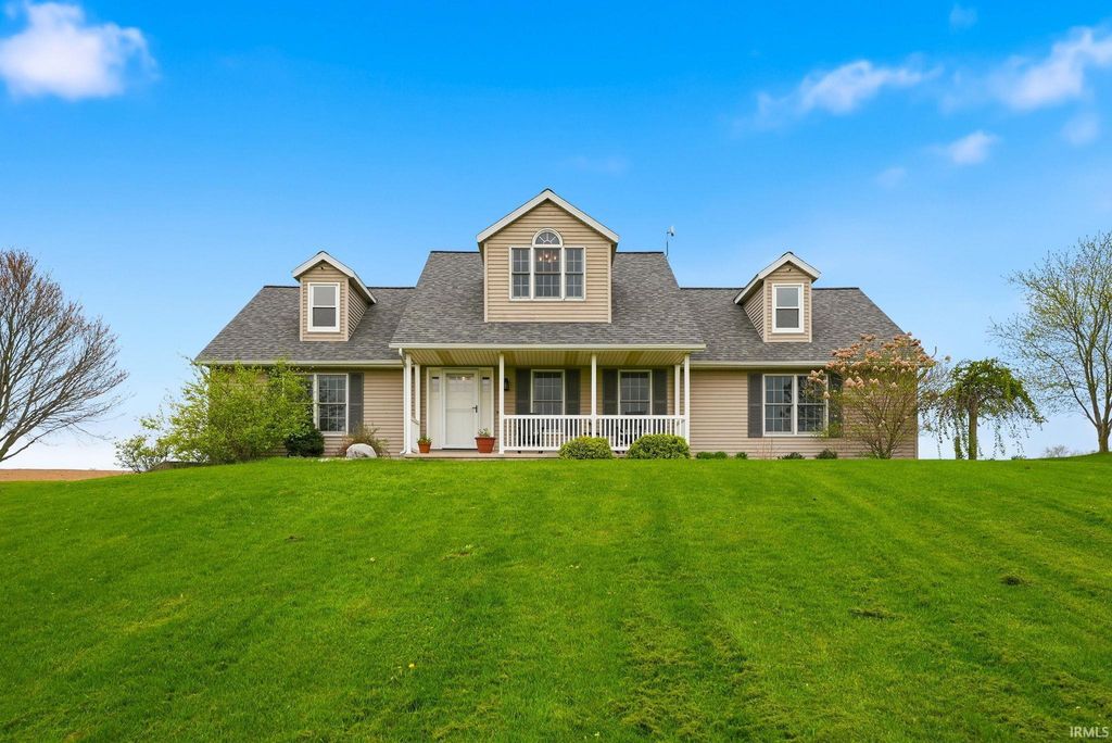 Photo of 4232 E 175, Albion, IN 46701 (MLS # 202615897)