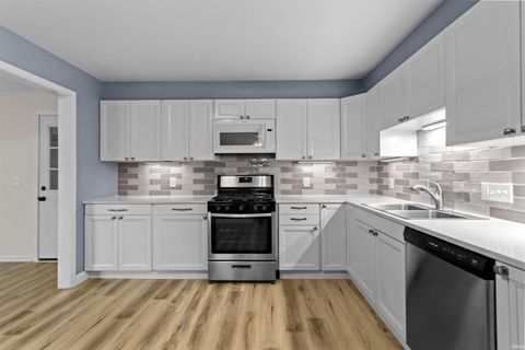 Tiny photo for 1001 Maplewood Drive, Kokomo, IN 46902 (MLS # 202616752)