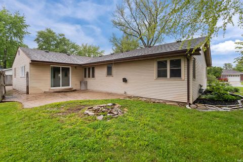 Tiny photo for 1001 Maplewood Drive, Kokomo, IN 46902 (MLS # 202616752)