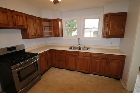 Tiny photo for 354 N Oneil Street, Frankfort, IN 46041 (MLS # 202618557)