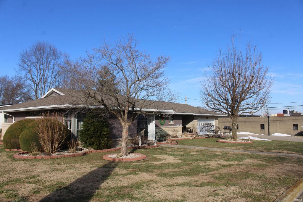 Photo of 216 W 28th Street Street, Jasper, IN 47546 (MLS # 202605742)