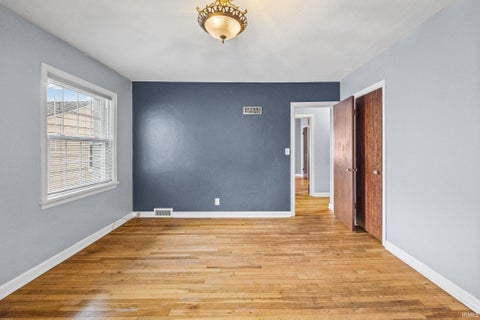Tiny photo for 339 S 30th Street, Lafayette, IN 47904 (MLS # 202639775)