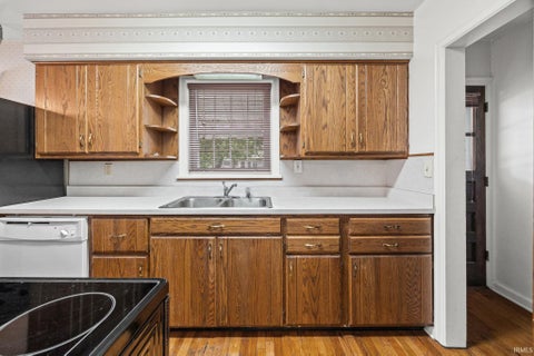 Tiny photo for 339 S 30th Street, Lafayette, IN 47904 (MLS # 202639775)