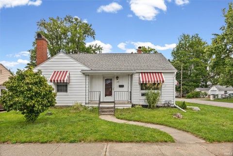 Photo of 339 S 30th Street, Lafayette, IN 47904 (MLS # 202639775)