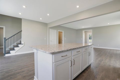 Tiny photo for 5110 Goldfinch Drive, Evansville, IN 47725 (MLS # 202539126)