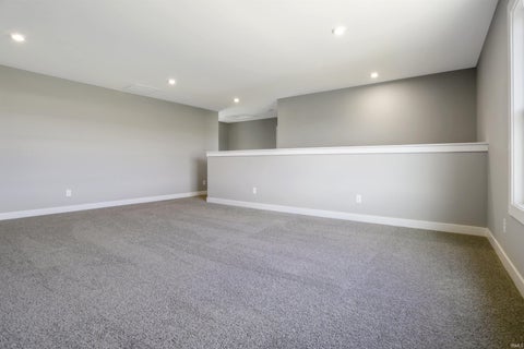 Tiny photo for 5110 Goldfinch Drive, Evansville, IN 47725 (MLS # 202539126)