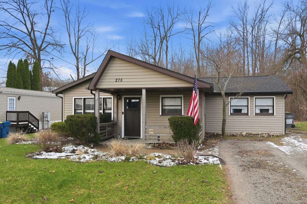 Photo of 275 Ln 101 Jimmerson Lk Lk, Angola, IN 46703 (MLS # 202609340)