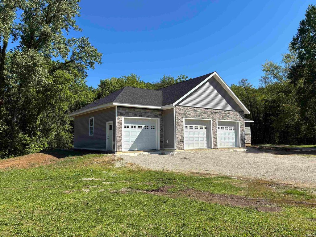 Photo of 2728 N Delaware Drive, Vincennes, IN 47591 (MLS # 202609046)