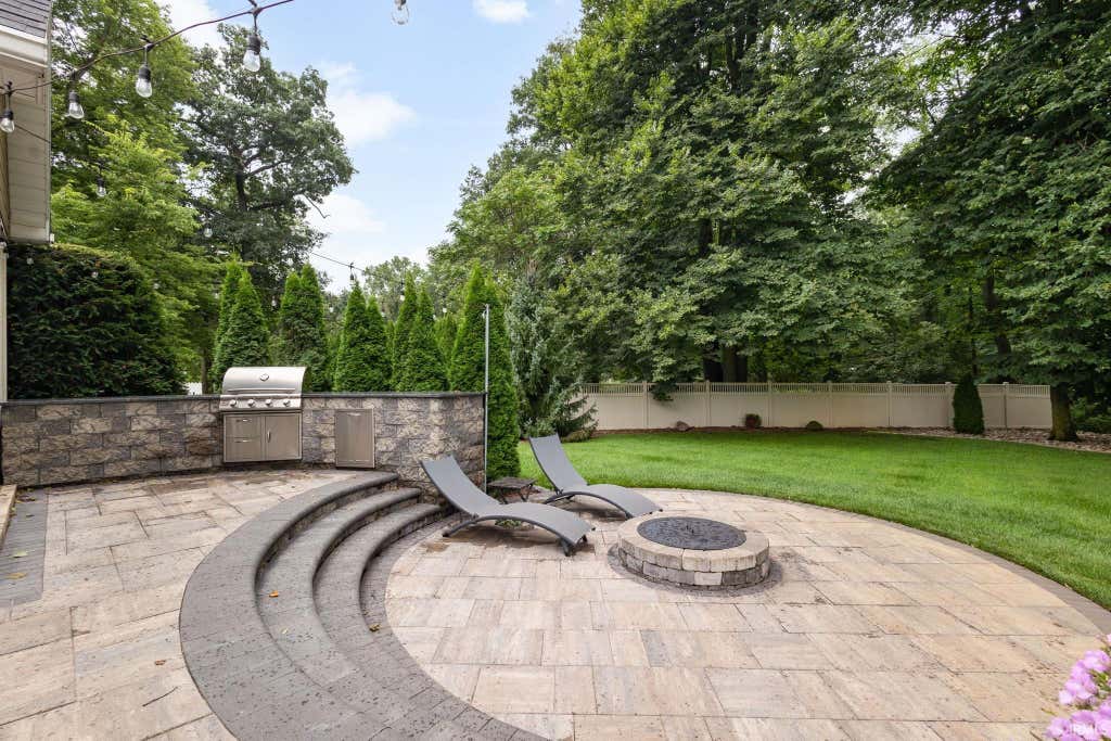 Photo of 71201 State Road 15, New Paris, IN 46553 (MLS # 202633281)