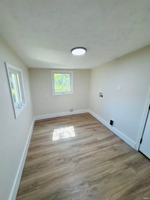 Tiny photo for 1018 N Armstrong Street, Kokomo, IN 46901 (MLS # 202627153)