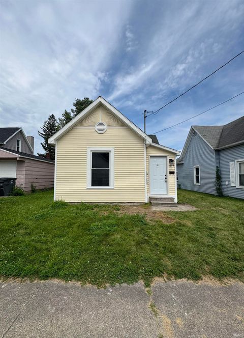 Tiny photo for 1018 N Armstrong Street, Kokomo, IN 46901 (MLS # 202627153)