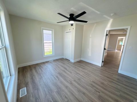 Tiny photo for 1018 N Armstrong Street, Kokomo, IN 46901 (MLS # 202627153)
