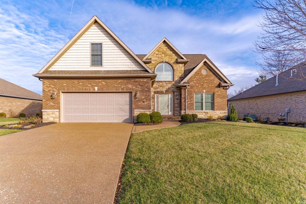 Photo of 3203 Takara Drive, Evansville, IN 47715 (MLS # 202549927)