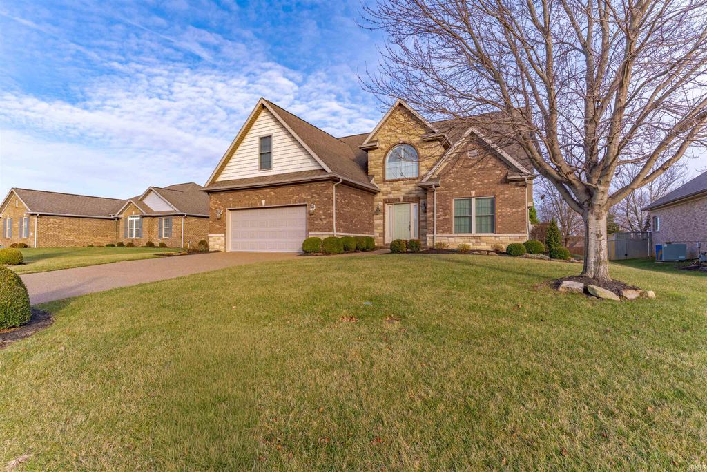 Photo of 3203 Takara Drive, Evansville, IN 47715 (MLS # 202549927)