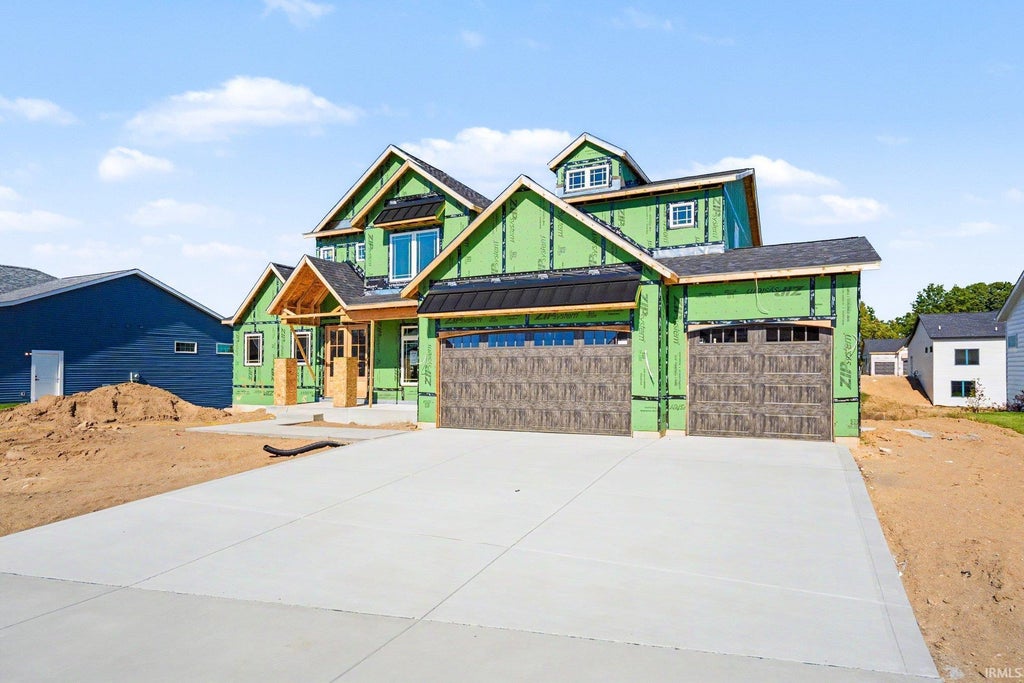 Photo of 11151 Calle Jules Court #309, Osceola, IN 46561 (MLS # 202642858)