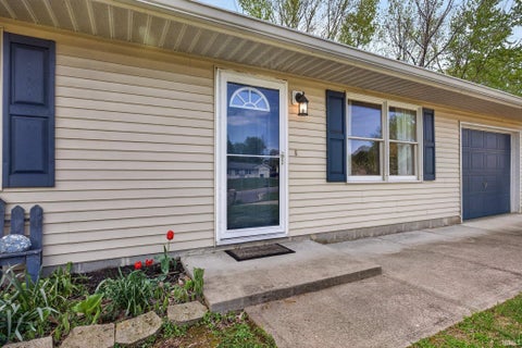 Photo for 433 S Tulip Tree Court