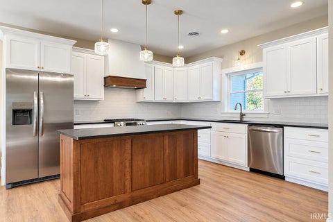 Tiny photo for 939 E Dresdin Drive, Warsaw, IN 46580 (MLS # 202643546)