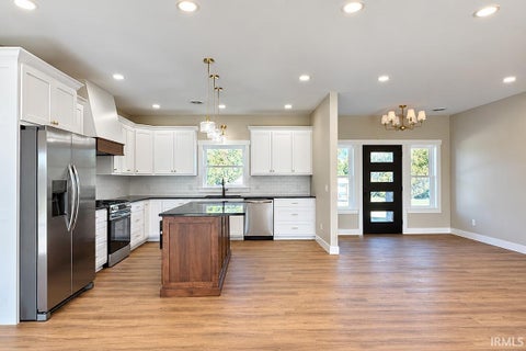 Tiny photo for 939 E Dresdin Drive, Warsaw, IN 46580 (MLS # 202643546)