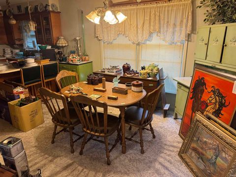 Tiny photo for 1010 Quinn Court, Decatur, IN 46733 (MLS # 202618950)