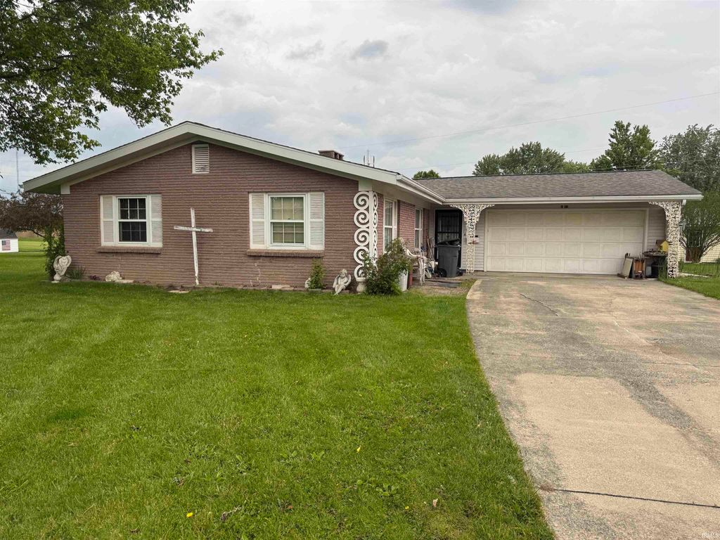 Photo of 1010 Quinn Court, Decatur, IN 46733 (MLS # 202618950)