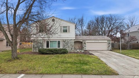 Photo of 4526 Mirror Light Place, Fort Wayne, IN 46804 (MLS # 202601183)