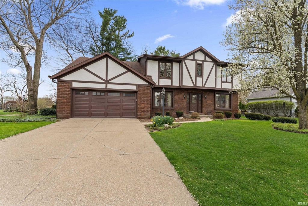 Photo of 15810 Walnut Pointe, Granger, IN 46530 (MLS # 202613509)