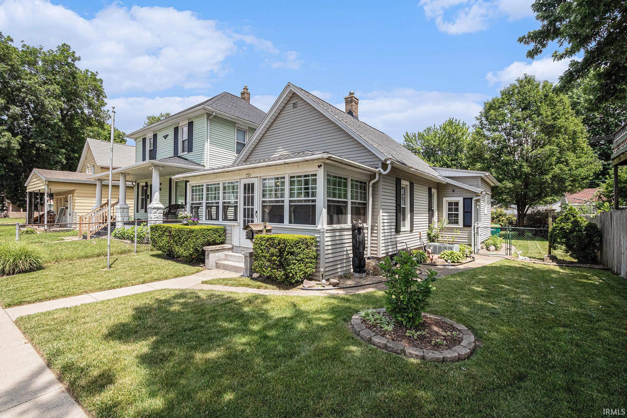 Mishawaka, Indiana 46545, United States, 2 Bedrooms Bedrooms, ,1 BathroomBathrooms,Residential,Active,170619