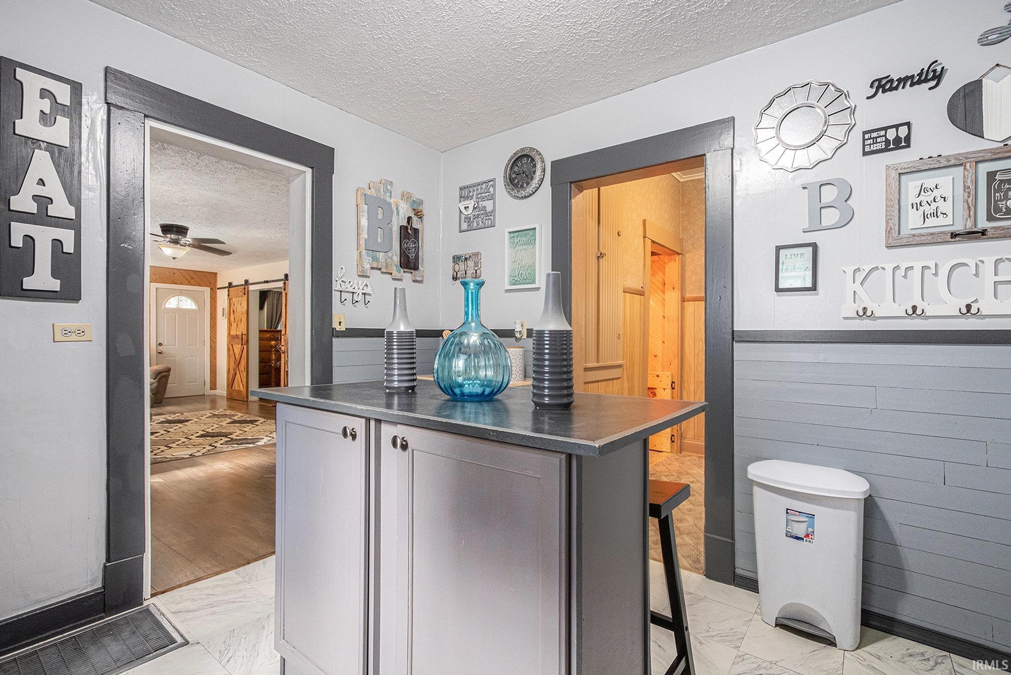 Mishawaka, Indiana 46545, United States, 2 Bedrooms Bedrooms, ,1 BathroomBathrooms,Residential,Active,170619