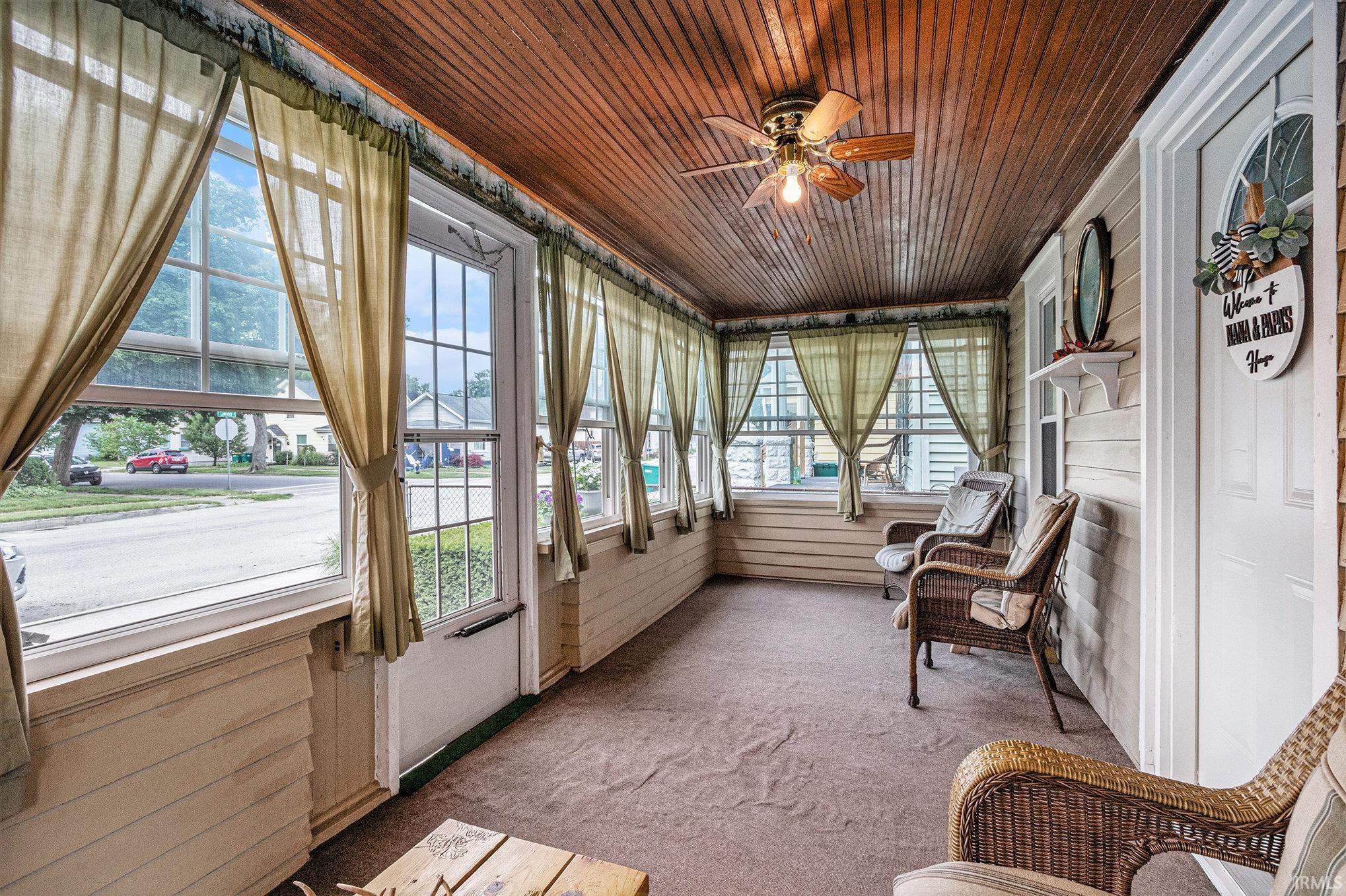 Mishawaka, Indiana 46545, United States, 2 Bedrooms Bedrooms, ,1 BathroomBathrooms,Residential,Active,170619