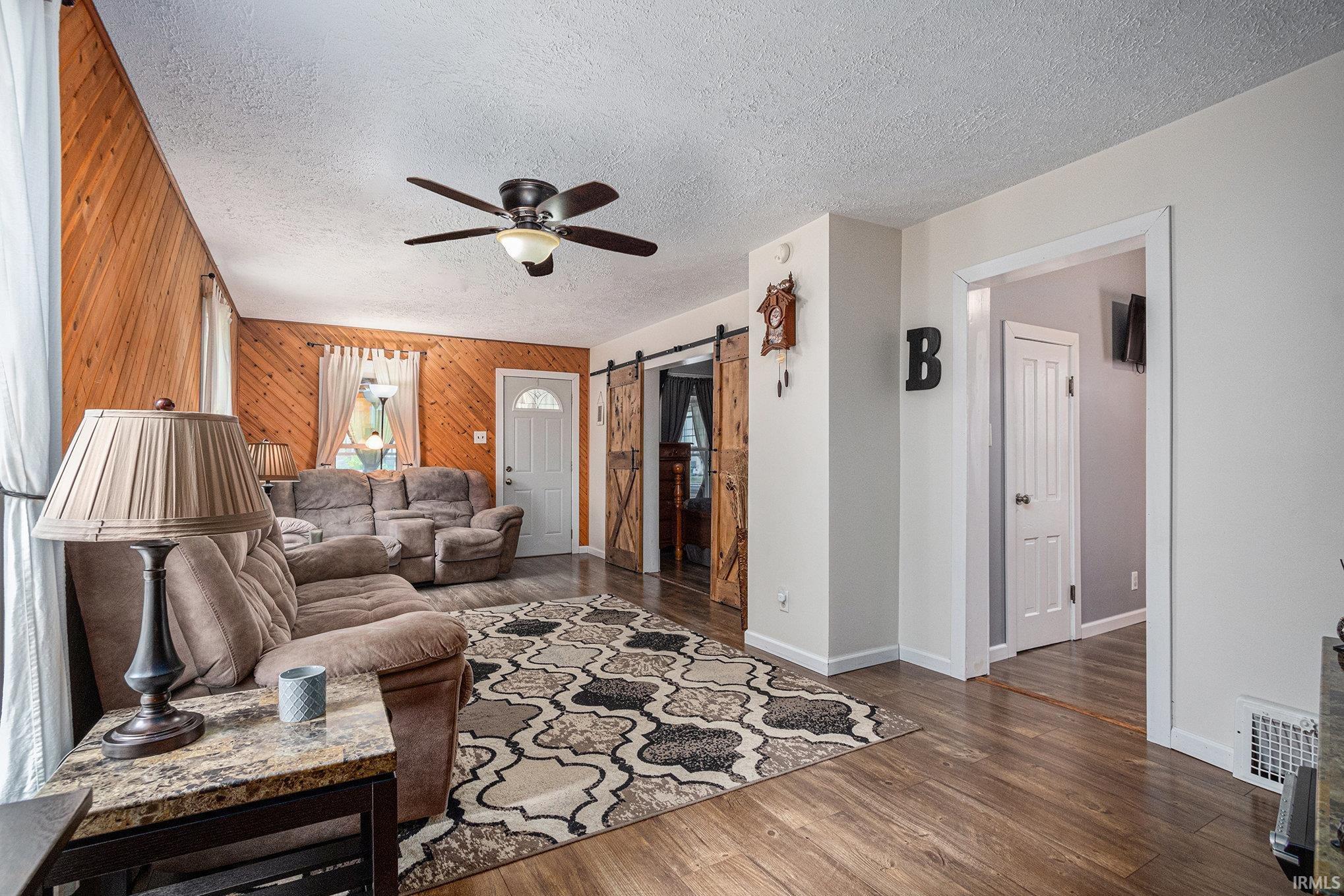 Mishawaka, Indiana 46545, United States, 2 Bedrooms Bedrooms, ,1 BathroomBathrooms,Residential,Active,170619