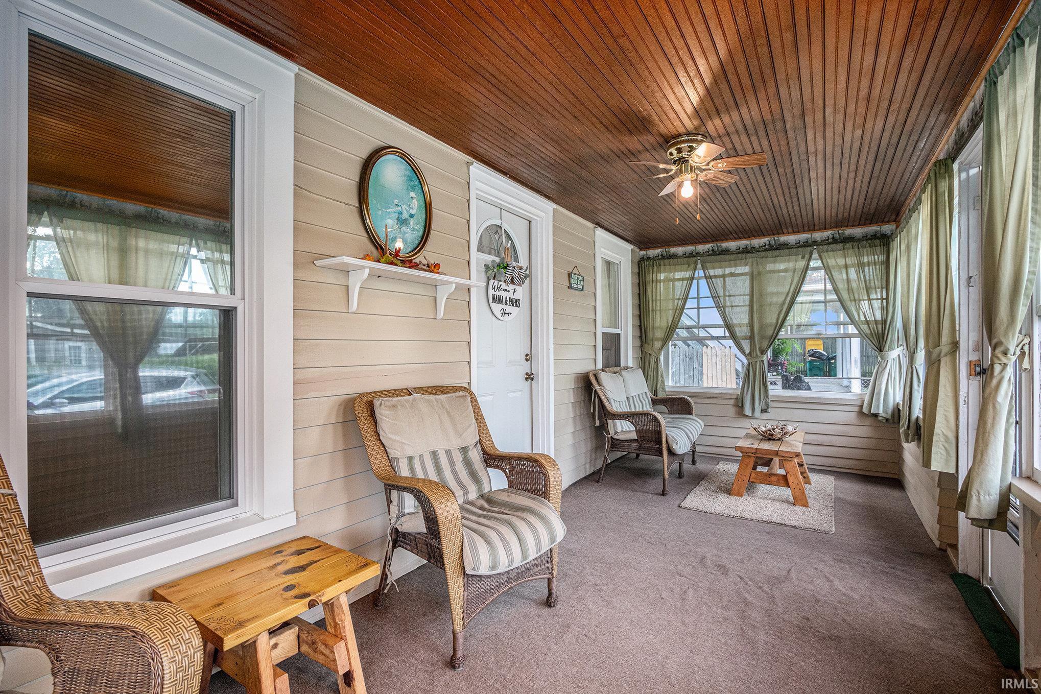 Mishawaka, Indiana 46545, United States, 2 Bedrooms Bedrooms, ,1 BathroomBathrooms,Residential,Active,170619