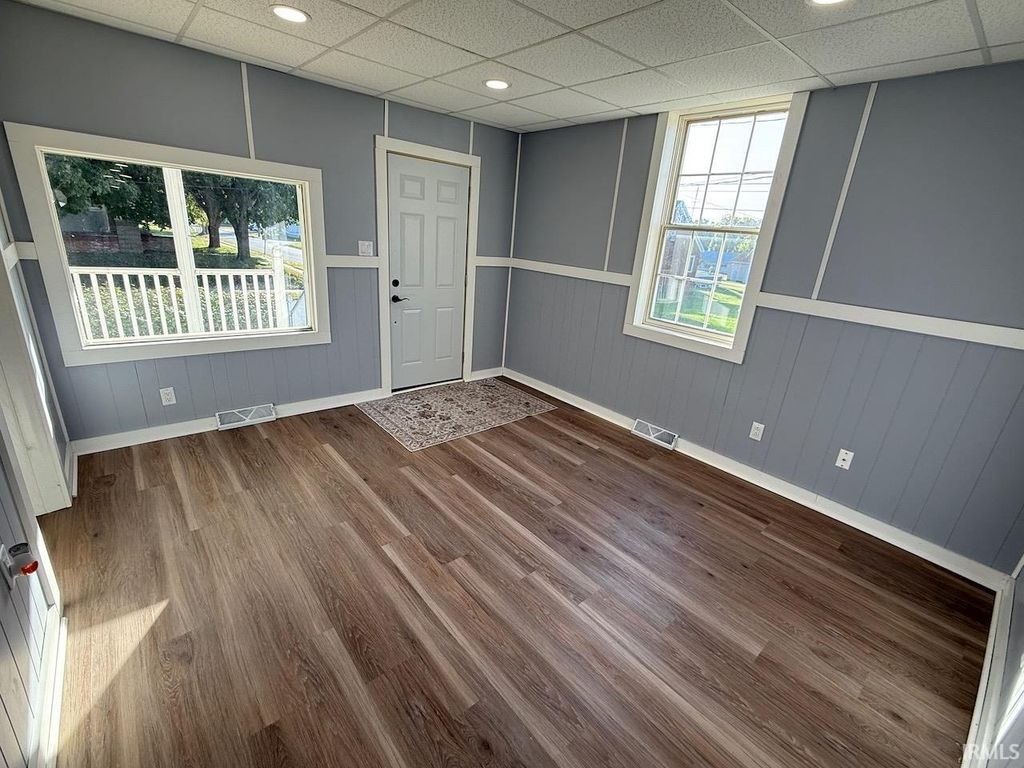 Photo of 209 S Main Street, Fort Branch, IN 47648 (MLS # 202543248)