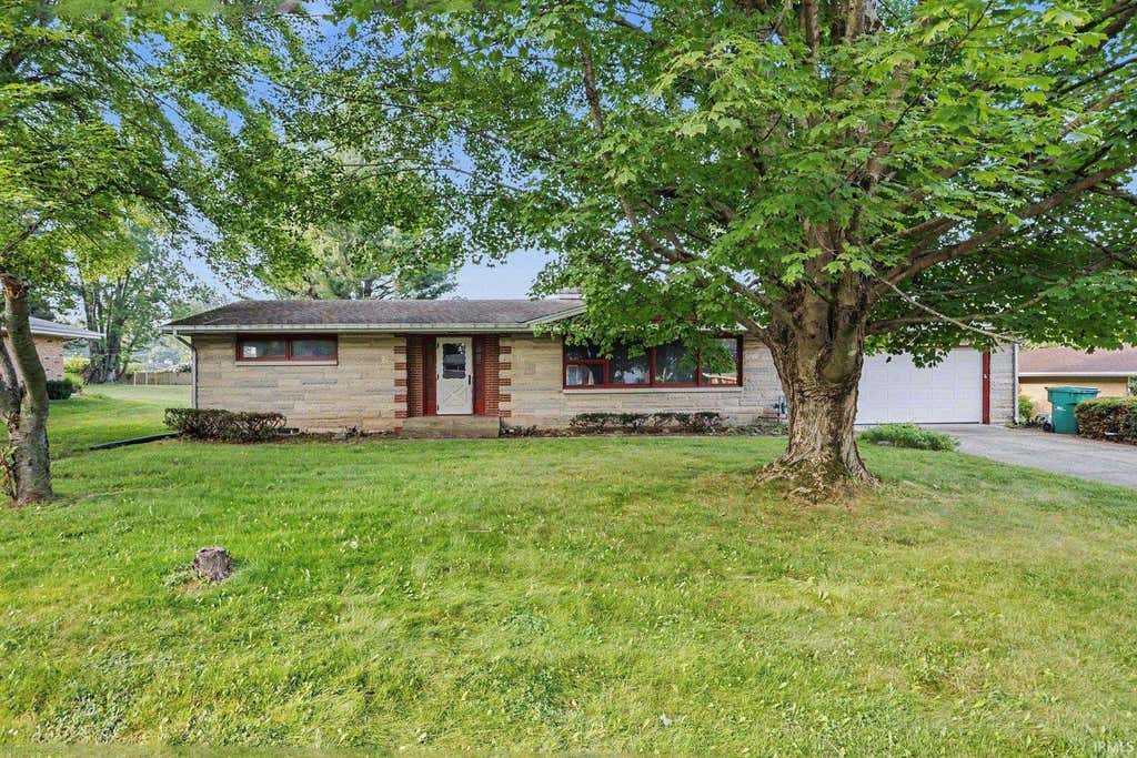 Photo of 20408 Ozone Street, South Bend, IN 46614 (MLS # 202629276)