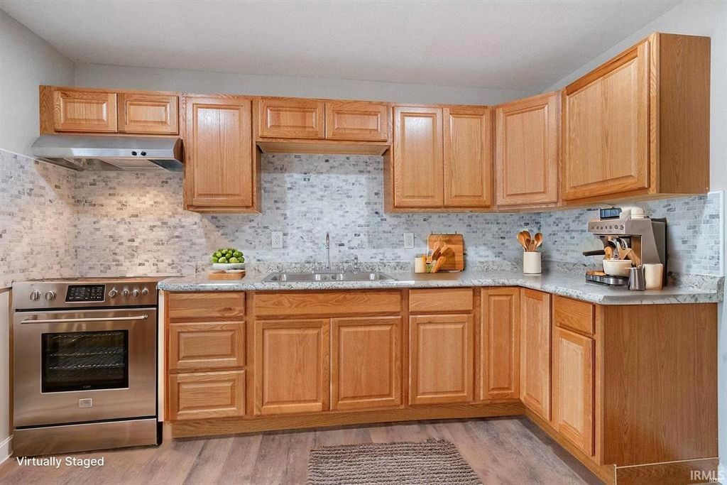 Photo of 1914 Woodlawn Avenue, Logansport, IN 46957 (MLS # 202544790)