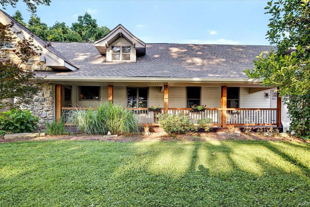 Photo of 4155 S Walnut Street Pike Pike, Bloomington, IN 47401 (MLS # 202612688)