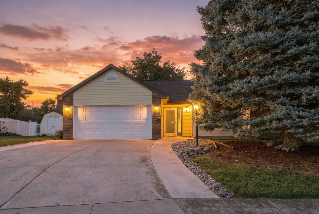 Photo of 306 Morning Wind Place PL, Kendallville, IN 46755 (MLS # 202642672)