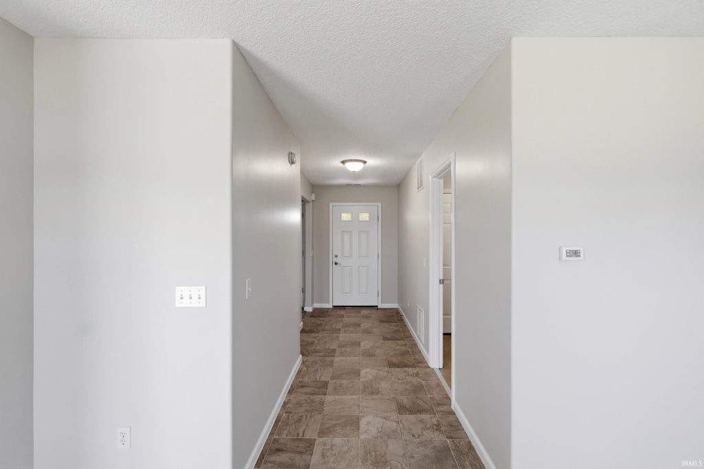 Photo of 4009 Nadina Cove, Fort Wayne, IN 46815 (MLS # 202626737)
