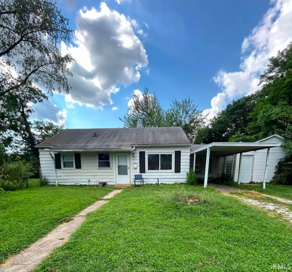 Photo of 1955 HERBERT Avenue, Evansville, IN 47714 (MLS # 202621047)