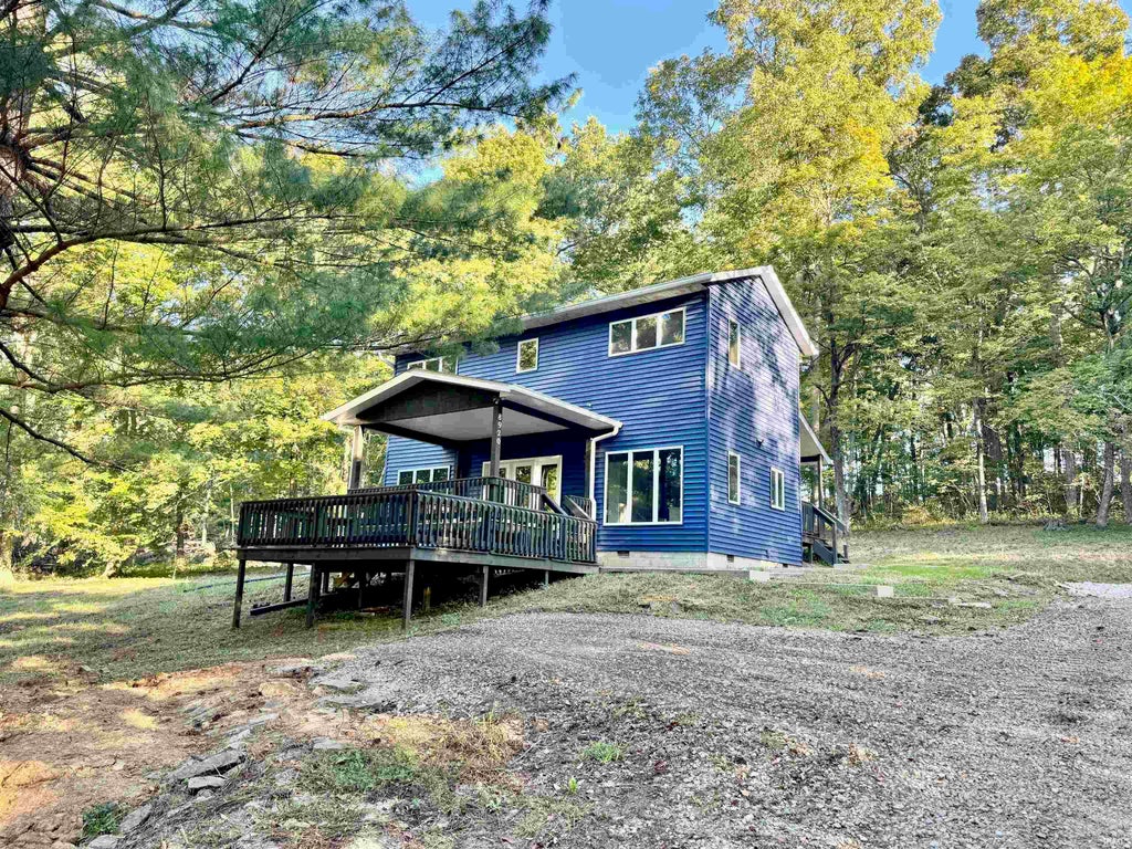 Photo of 9020 W Graves Road, Bloomington, IN 47403 (MLS # 202641109)