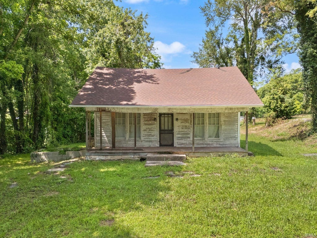 Photo of 7550 Main St SW ST, New Amsterdam, IN 47110 (MLS # 202626493)