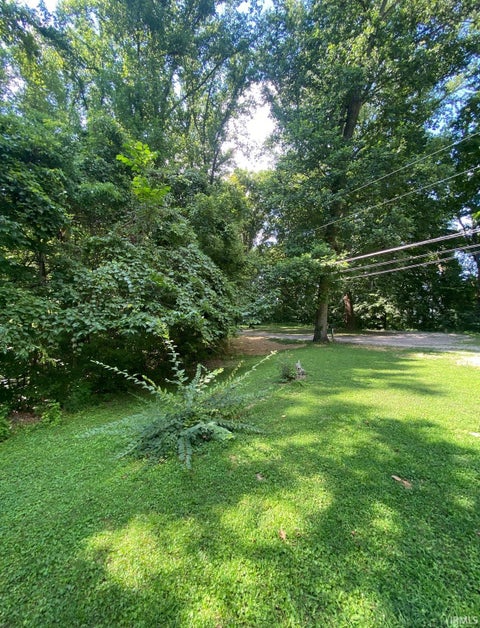 Tiny photo for 864 S Hilltop Drive, Spencer, IN 47460 (MLS # 202641546)