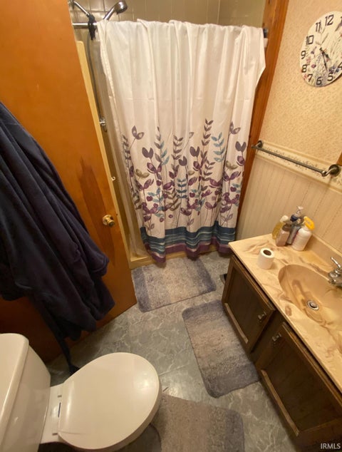 Tiny photo for 864 S Hilltop Drive, Spencer, IN 47460 (MLS # 202641546)
