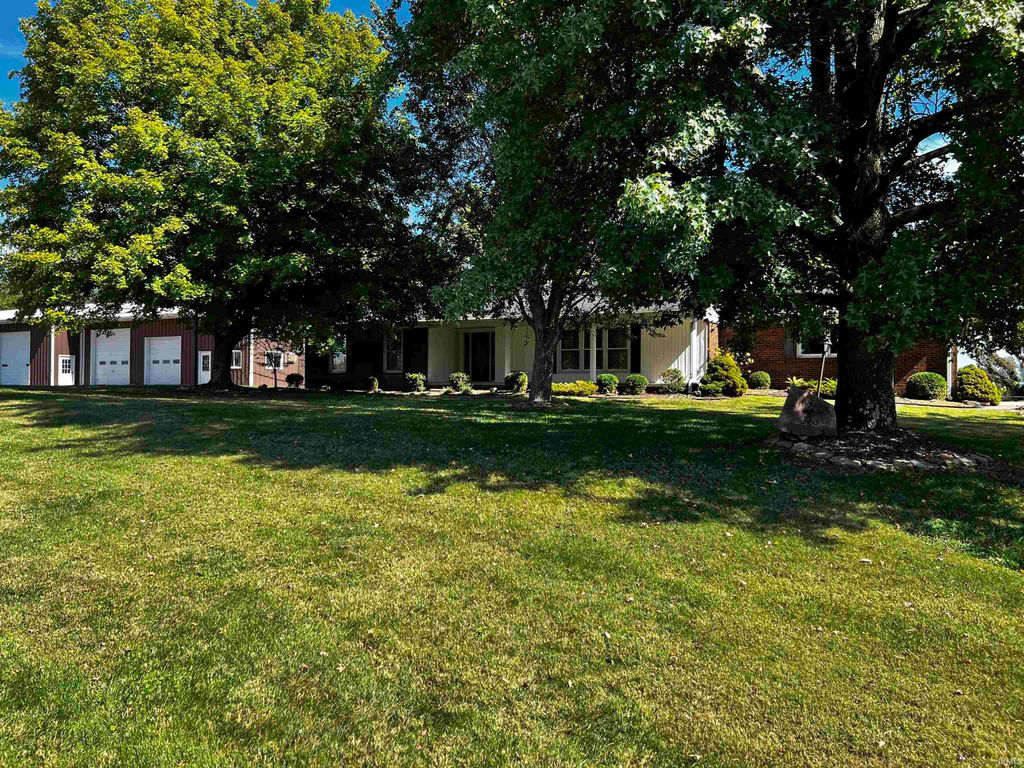 Photo of 804 SE 11th Street, Washington, IN 47501 (MLS # 202540086)